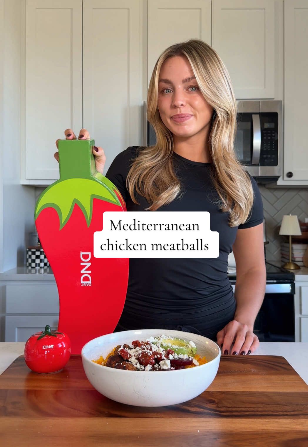 Spread it, sip it, sear it, zest it, glaze it, scorch it… and serve it! I brought the Yes Chef! @dndgel collection to life with a vibrant Mediterranean Chicken Meatball Bowl — every ingredient inspired by one of the beautiful shades 😍 shop now with the link in my bio  #DNDgel #DNDgelpolish #DNDgelpartner #mealideas #EasyRecipe 