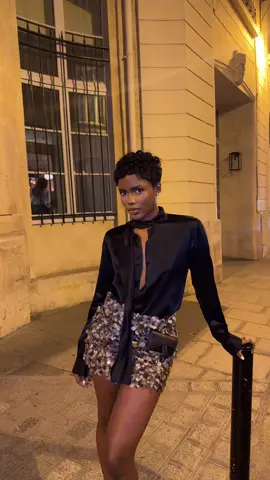 Hey paris x