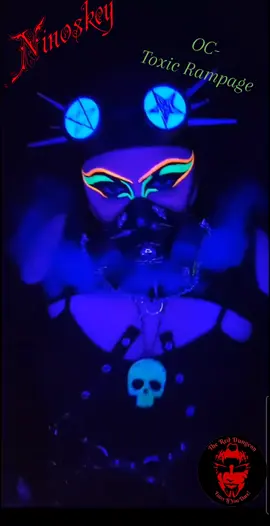 The secret side of me, never let you see 😈 What are you waiting for? Follow me, humans!! Also, if you would like, join the Discord today and jump into the fun ❤️ https://beacons.page/ninoskey  #Ninoskey #TheRedDungeon #toxic  #cosplay #tattooartist 