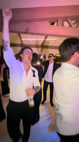 wedding Trav >>> 👀🔥 
