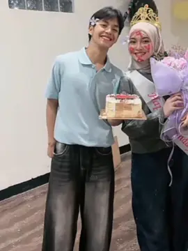 happy aya day 🥳💗 #yukaya #yuka #aya @aya balqis @Yuka 