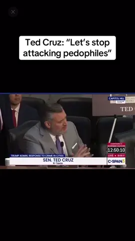 Just owning it out in public now #tedcruz #senate #gop #conservative 