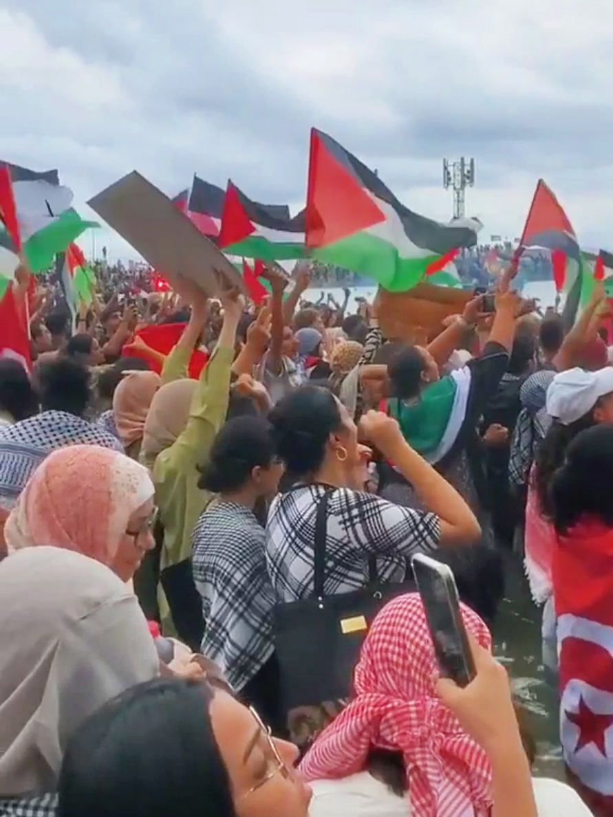 Free Free Palestine 🇸🇦🇵🇰🇦🇪 Global Flotila Sumud today update All eyes on gaza🇦🇪 Palestine Gaza Global Flotila Sumud #sumudflotila #sumudflotilaupdate #globalsumudflotilatoday #freepalestine #alleyesongaza