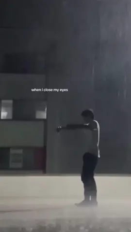 who do u think of when u hear this?