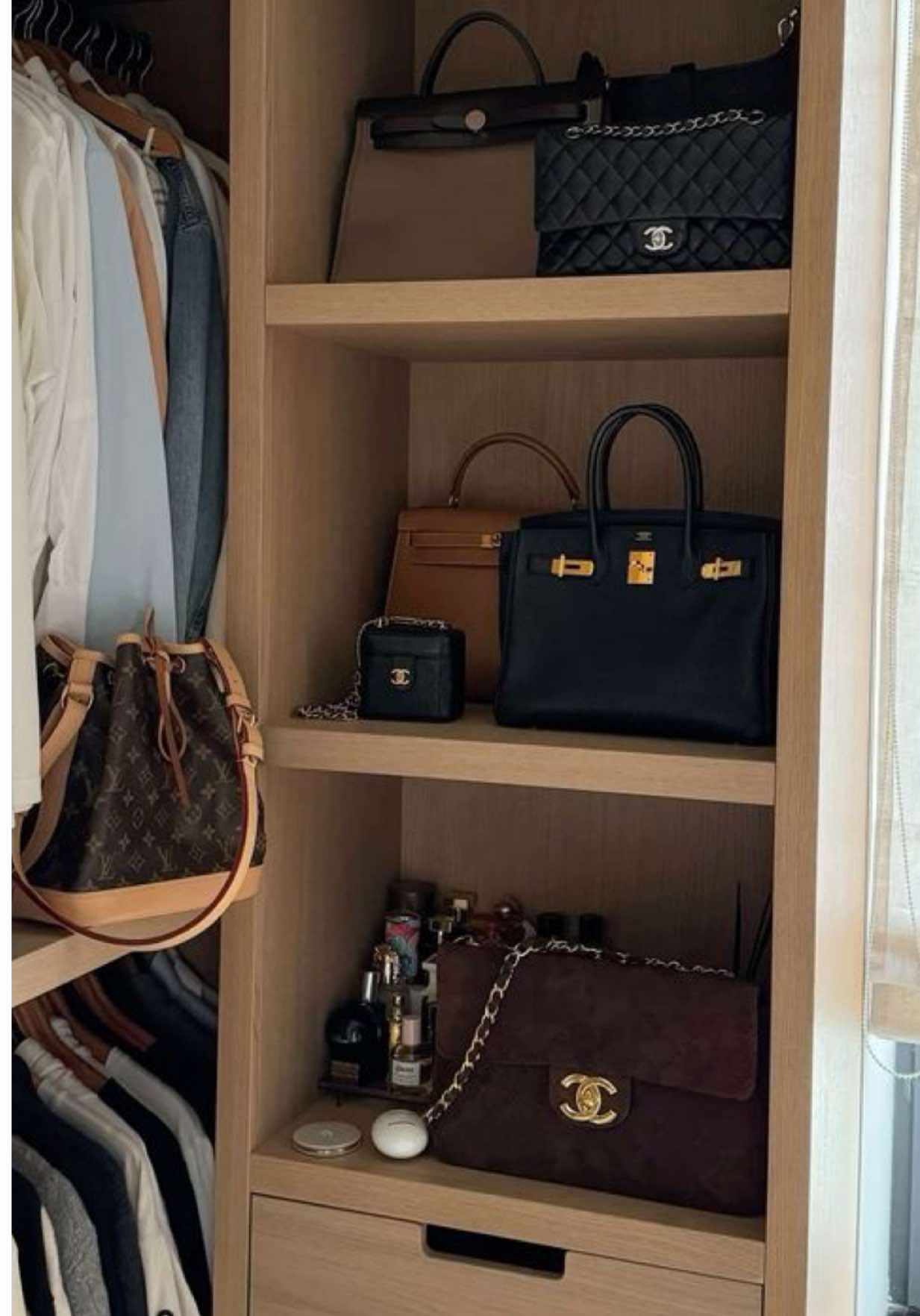 my niche luxury hot girl 2025 fall wishlist (fashion specific) give me all the clutches, suede, stripes and oversized fits plz 🍂👜 #style #fallwishlist #fallfashion #nicheluxuryhotgirl #luxurytiktok 