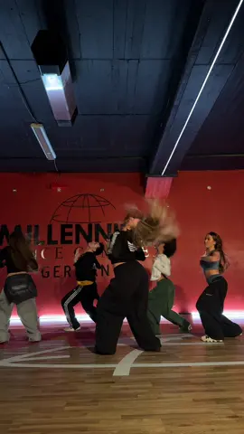 Bieber fever never left 🤭 @Justin Bieber , dancing w @ᴠᴇʀᴏɴɪᴋᴀ @Melih @𝐘𝐀𝐍𝐀 @jana_breininger ✨ / 📍@MDCG 