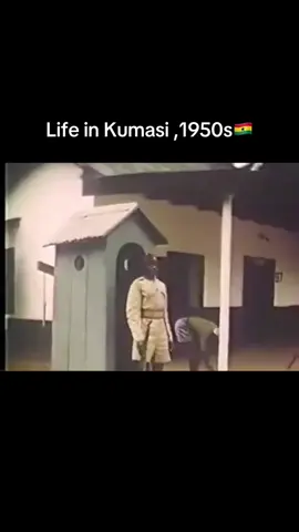 After the British defeat of the Ashanti in the early 1900s, Kumasi became an important administrative center. Roads, railways, and schools were introduced, linking Kumasi to Accra and the coast. #ghanatiktok🇬🇭 #fyp #fyppppppppppppppppppppppp #kumasi #tiktokghana🇬🇭 