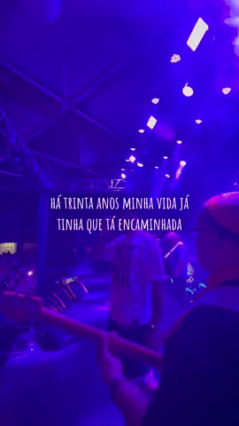 Nunca me canso de lembrar vocês disso! “Todo mundo tem o momento certo de dar certo”. #hungria #reflexao #sempressa #Hungria 