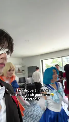 👁️👁️