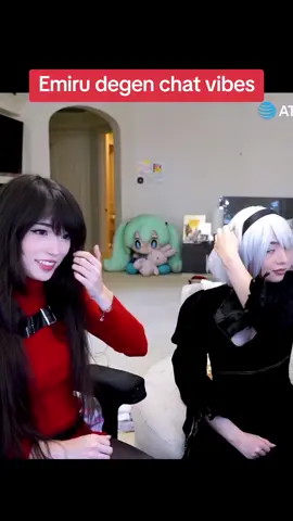 emiru is hanging out with sakura talking about their chat #emiru #emi #twitch #streamer #clips 