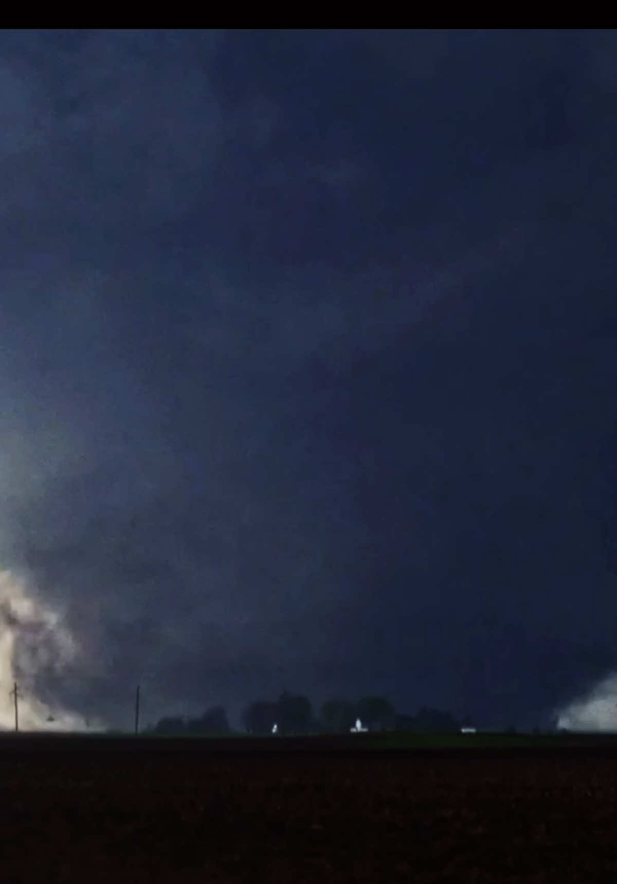 Wedge tornadoes. #tornado #tornadotok #ef5 #f5 #tornadoes 