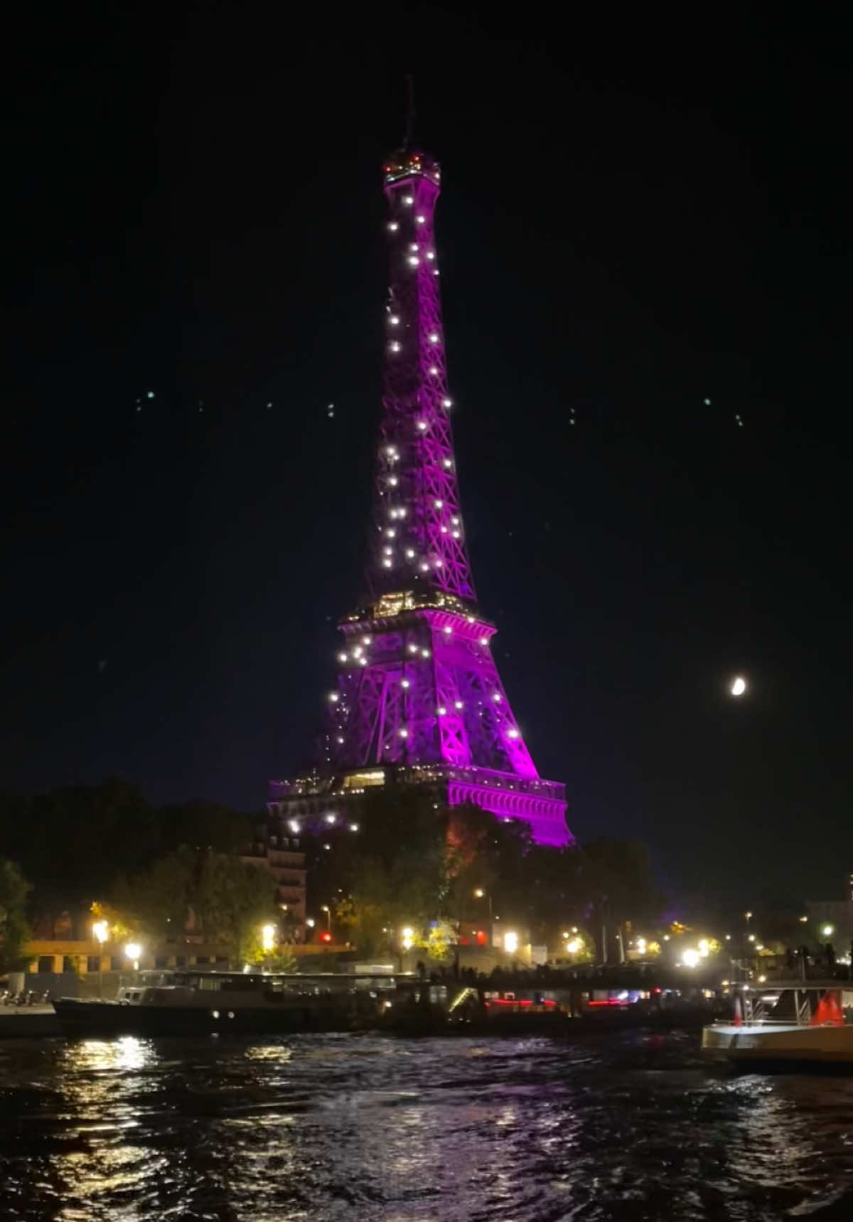 #paris #travel #eiffeltower 