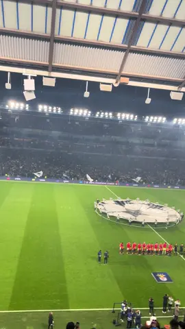 @Chelsea FC @SLBenfica @Champions League #london #chelseafc #slbenfica #place 