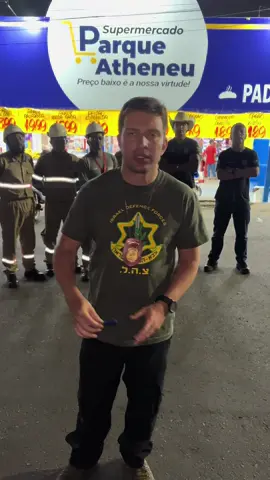 Polícia Civil flagra fraude milionária em supermercado do Parque Atheneu A Polícia Civil de Goiás, em operação conjunta com a Polícia Técnico-Científica e equipe da Equatorial Energia, flagrou nesta terça-feira (30) uma fraude milionária no Supermercado Parque Atheneu, em Goiânia. Durante a ação, os peritos constataram que o display do medidor de energia elétrica havia sido queimado de forma proposital, impedindo a leitura do consumo real. Segundo a concessionária, as contas variavam entre R$ 3.000 e R$ 3.500, quando deveriam superar os R$ 22.000 mensais, em razão da estrutura do estabelecimento, que possui câmaras frias, açougue e padaria. O responsável que já possui antecedentes criminais por receptação e organização criminosa, recebeu voz de prisão em flagrante e foi conduzido à Central Geral de Flagrantes. O crime é tipificado como estelionato contra concessionária de serviço público (art. 171, §3º, do Código Penal) A Polícia Civil reforça que fraudes de energia elétrica não prejudicam apenas a concessionária, mas toda a sociedade, uma vez que o custo é repassado à tarifa dos consumidores regulares. #flagranteneles 