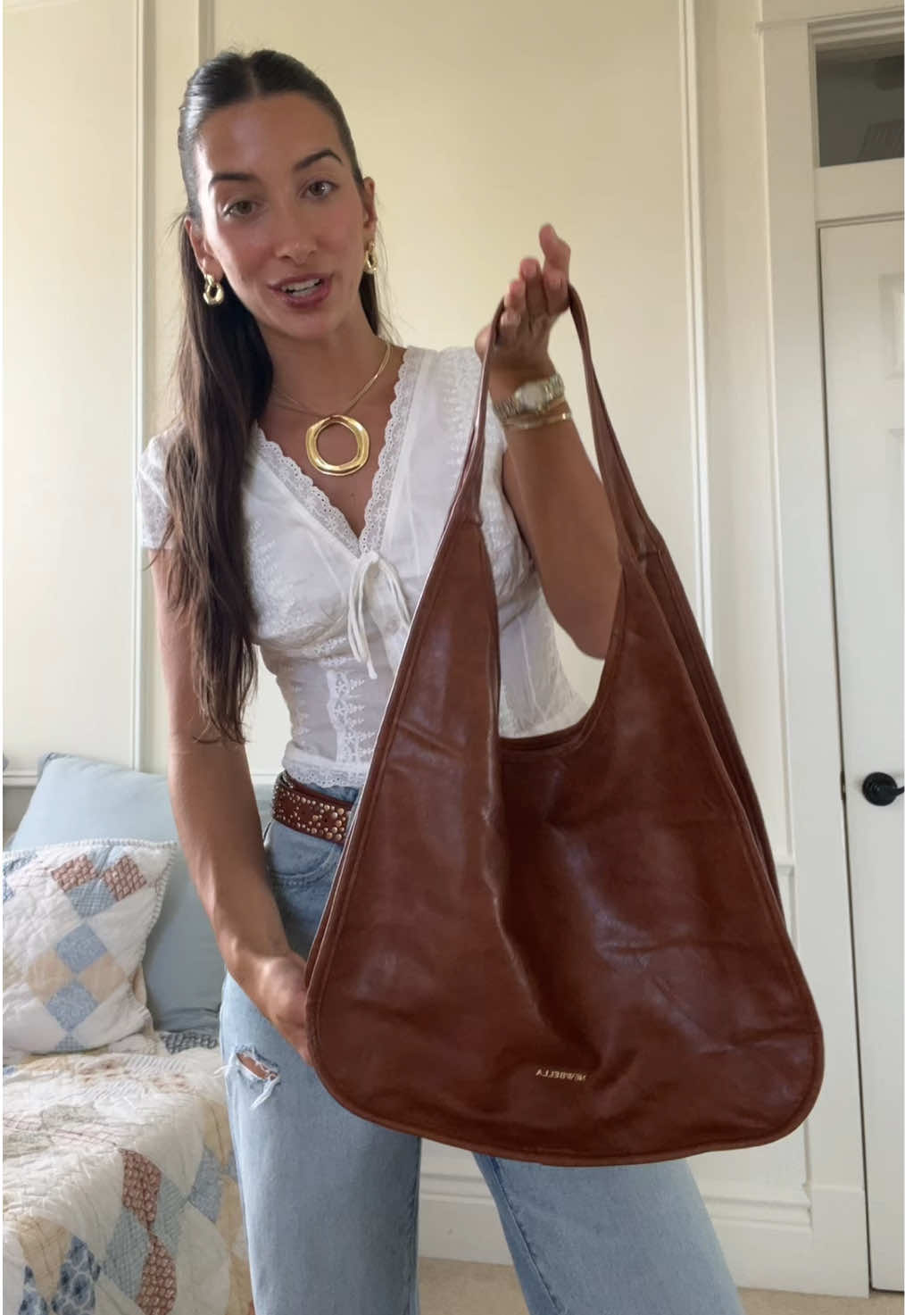 the PERFECT leather tote bag omg
