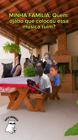 Música ruim no churrasco 