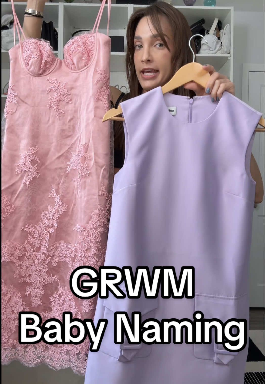 ¿1 o 2 amigas? Siempre podría ponerme una sueter encima del rosado. #dresses #tiktokmoda #modafeminina 