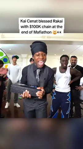 Kai Cenat blessed Rakai with $100K chain at the end of Mafiathon 🤯👀 #kaicenat #rakai 