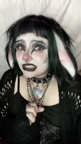 🥕 </3 #bunnygirl #kemonomimi #furry #goth #puppygirl 