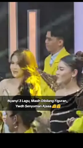 Semangat Terus Berkarya Buat Kalian Bertiga ❤️❤️❤️ #semangatberjuang #Ladyrara #ralovaindonesia #dimanaadararadisituadaralova #Best @LADY RARA 
