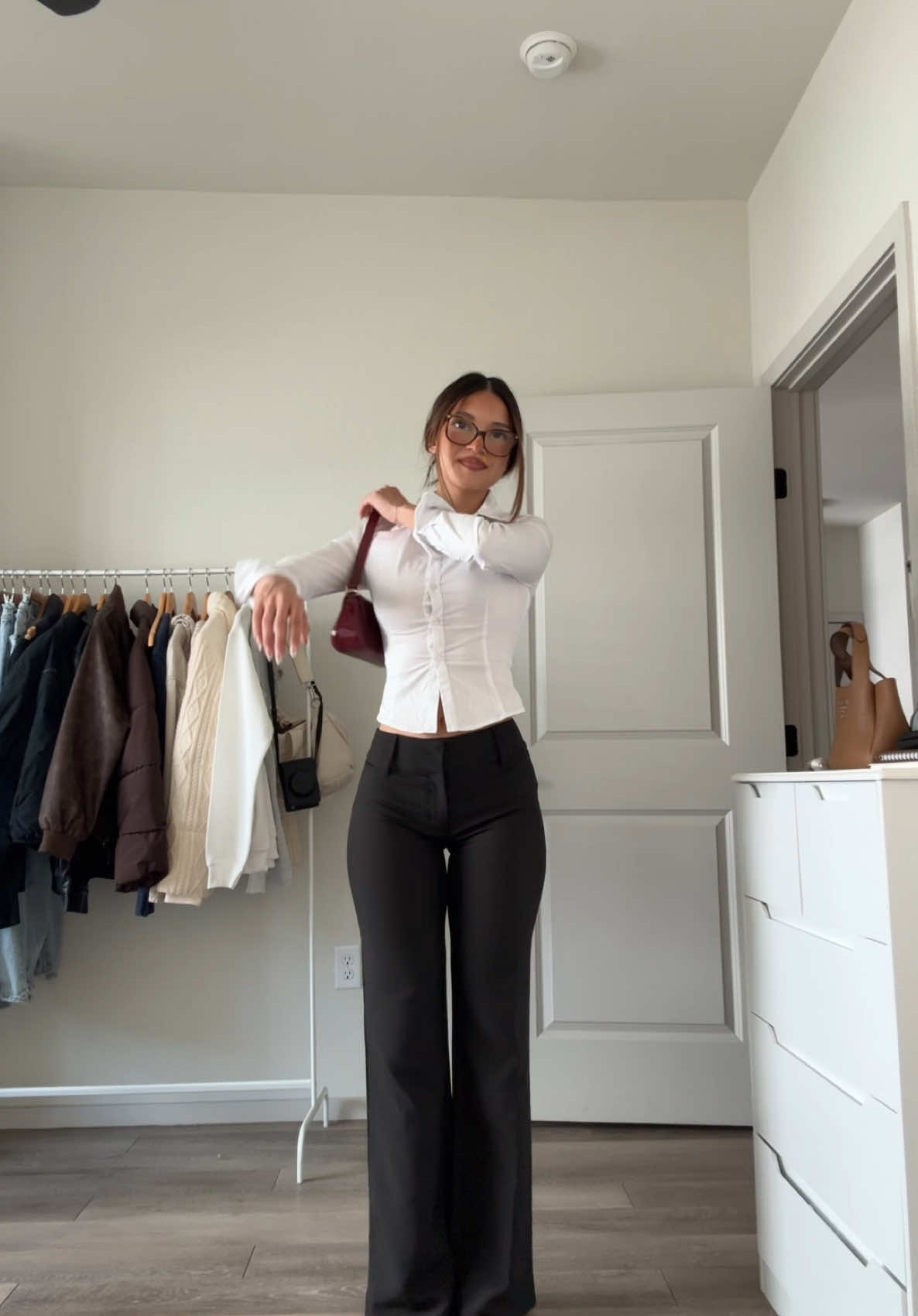 theme: office siren 🐚🖇️ #OOTD #fyp 