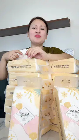 Trả lời @Den Dong Giấy TopGia giá rẻ còn miễn ship ạ #xuhuong #giayrutcaocap #giayruttreotuong #topgia 