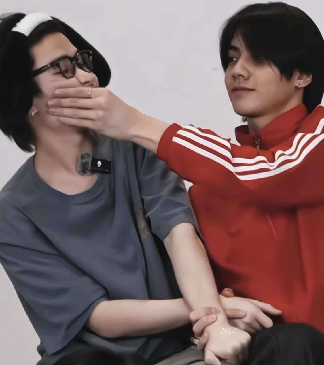 They're so cute and lovey dovey😭❤️😳🫠 #peemthai #ภีมไทย #peemwasu #thaichayanon #busbecauseofyouishine 