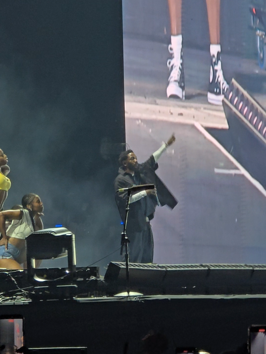 Kendrick Lamar é o maior que temos! HUMBLE. no @allianzparque! #kendricklamar #rap #humble #show #goat🐐 