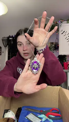 You know me so well 🥺 @Nikki #mysteryjewlerygirl #mysteryjewelryjar #alttiktok #fypシ゚viral #trendingvideo 