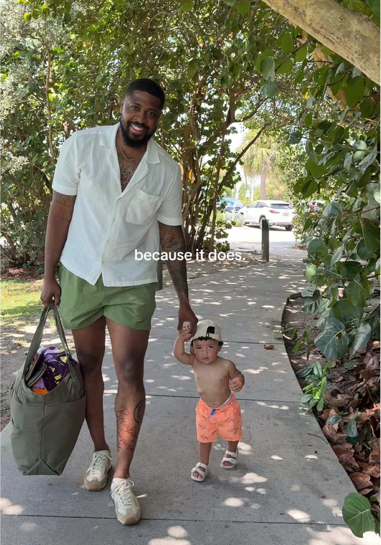 now I have a mini version of him too.🥹 #husbandgoals #newparents #momanddad #firstlook 