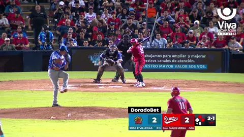 ⚾️💥 ¡Jonrón de los Dantos! Un batazo largo que se va de cuadrangular y les da la ventaja frente a los 🔥🐂Toros de Chontales.  Una carrera que, por ahora, marca la diferencia y coloca a los capitalinos arriba en el marcador. 👏🏻❤️ #Pomares2025 #TorosvsDantos 