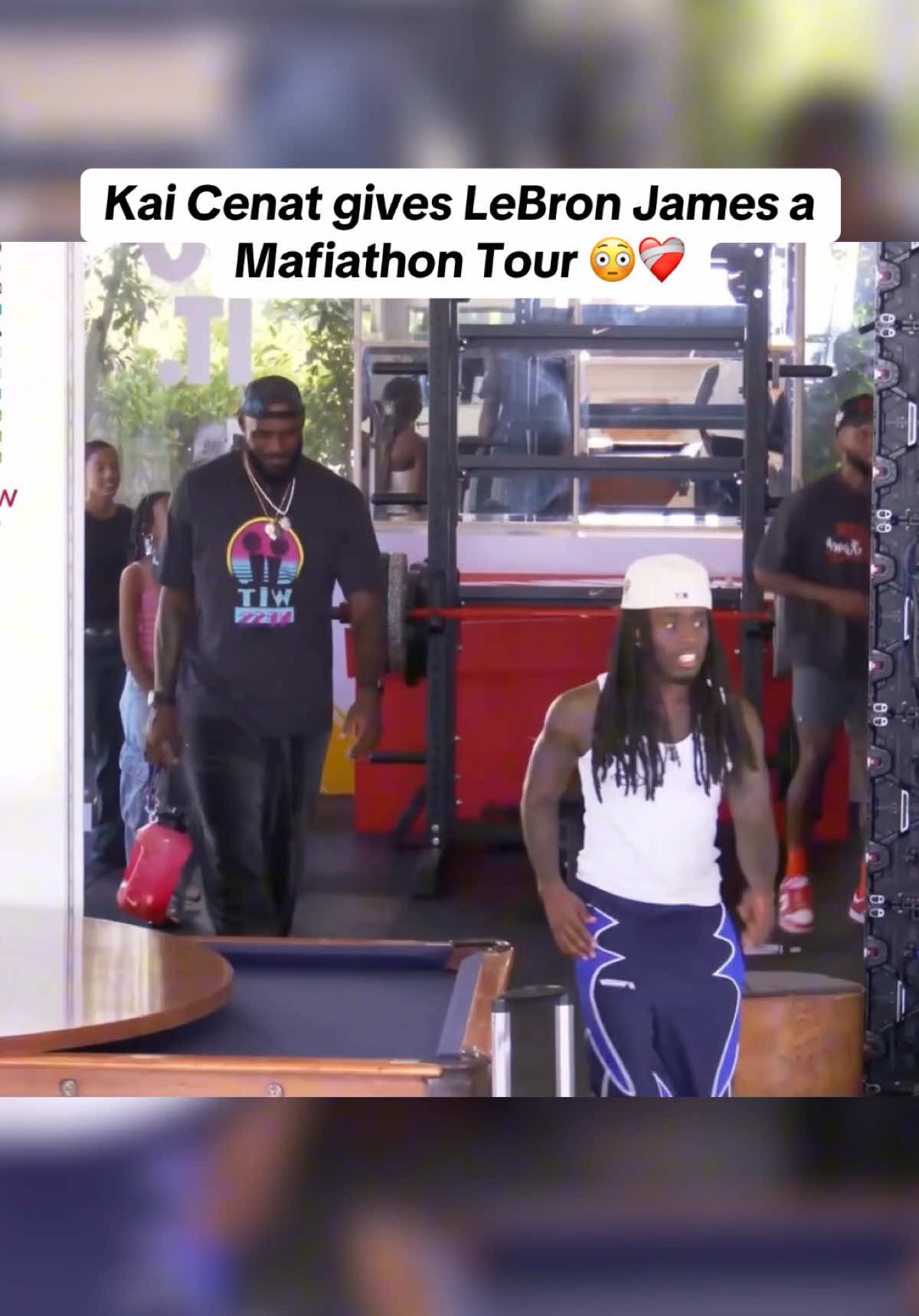 Kai Cenat gives LeBron James a Mafiathon Tour 😳❤️‍🩹 #kaicenat #lebronjames #mafiathon3 