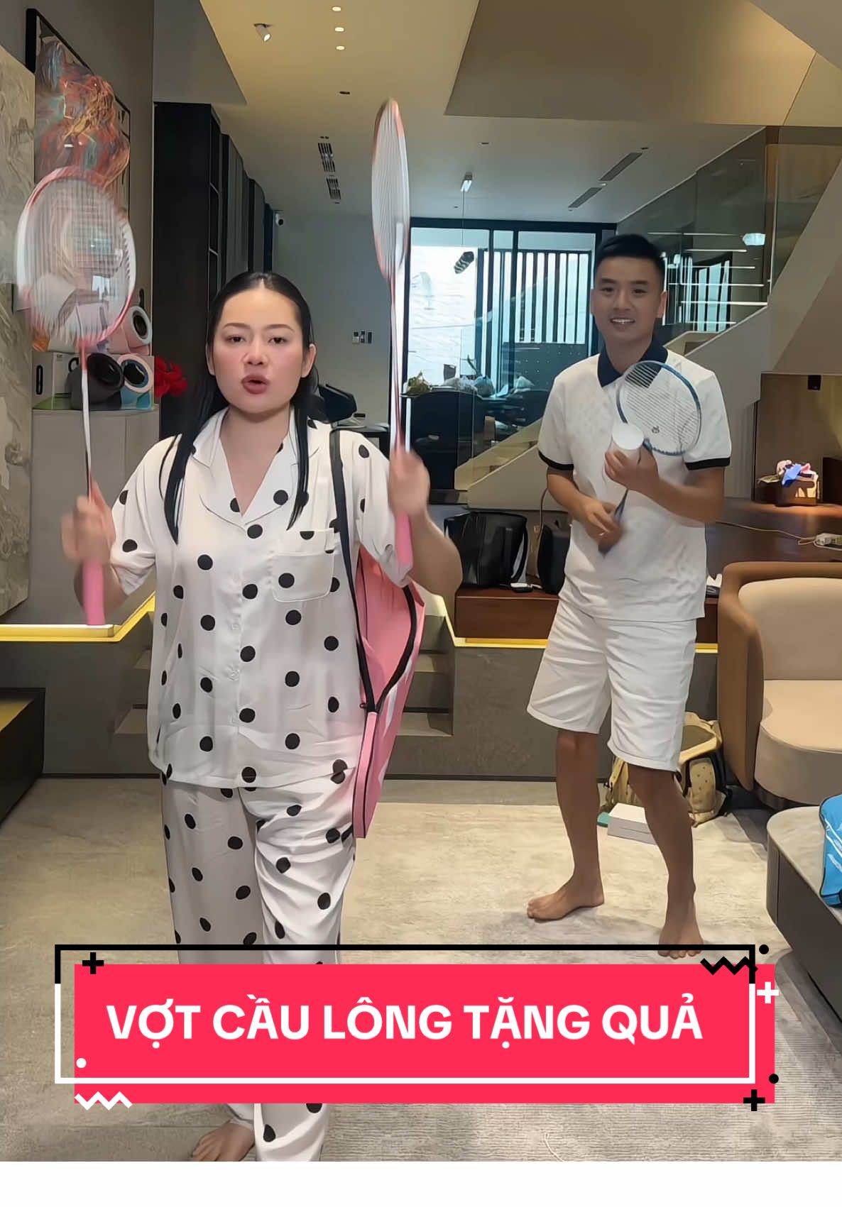 Sắm ngay đôi vợt cầu lông về rèn luyện sức khoẻ , thể dục thể thao các bác ơi