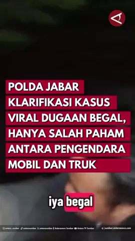Polda Jabar Klarifikasi Kasus Viral Dugaan Begal, Hanya Salah Paham antara Pengendara Mobil dan Truk Kepolisian Daerah Jawa Barat (Polda Jabar) melalui Kabid Humas Polda Jabar Kombes Pol. Hendra Rochmawan S.I.K., M.H  meluruskan kejadian yang sempat viral di media sosial terkait dugaan aksi begal di kawasan Gedebage menuju Cibiru, Bandung.  Setelah dilakukan penyelidikan, diketahui bahwa peristiwa tersebut bukanlah tindak kejahatan, melainkan kesalah pahaman antara pengendara mobil dan truk di jalan raya pada dini hari, Sabtu (27/9/2025) Kejadian bermula saat sebuah akun media sosial mengunggah video yang memperlihatkan keributan antara pengendara mobil Fortuner putih dengan sopir truk pada sekitar pukul 04.00 WIB. Dalam video tersebut, sempat tersiar dugaan adanya percobaan pembegalan, sehingga ramai diperbincangkan dan menimbulkan keresahan masyarakat. Kabid Humas Polda Jabar menjelaskan, peristiwa itu sebenarnya terjadi akibat kecelakaan kecil ketika mobil Fortuner yang dikemudikan oleh seorang pria bernama Billy terserempet oleh kendaraan truk,  Akibat benturan tersebut, mobil Fortuner mengalami kerusakan cukup parah di bagian sisi kanan dan ban kiri depan kempes. Dalam kondisi panik, penumpang Fortuner yang terdiri dari Billy, Ari, Teh Ayu, dan Boeng sempat menepi dan berusaha mencari klarifikasi kepada pengemudi truk di belakangnya, Gama. Namun karena situasi gelap dan menegangkan, komunikasi tidak berjalan baik. Sopir truk, Gama, yang merasa takut dan bingung, langsung melarikan diri ke arah Mapolda Jabar untuk mengamankan diri. Sesampainya di Mapolda Jabar, Gama melapor dan meminta perlindungan kepada petugas. Di sisi lain, Billy dan rekan - rekannya  juga mendatangi lokasi untuk memberikan klarifikasi. Setelah dilakukan pemeriksaan oleh Direktorat Reserse Umum dan Tim Resmob Polda Jabar, diketahui bahwa tidak ada unsur tindak pidana dalam kejadian tersebut. “Kasus ini murni salah paham. Tidak ada unsur begal. Kedua pihak sudah saling bertemu, meminta maaf, dan membuat pernyataan damai,” ungkap Kombes Hendra. Dalam kesempatan itu, Gama menyampaikan rasa terima kasih kepada jajaran kepolisian atas respon cepat dan penanganan yang sigap. “Terima kasih kepada jajaran Polda Jabar, khususnya Direktorat Reserse Umum dan Resmob, yang telah merespons dengan cepat. Saya sempat panik dan trauma, tapi kini saya bisa tenang,” ujarnya. Sementara itu, Billy selaku pengemudi Fortuner juga menyampaikan permohonan maaf atas kesalahpahaman yang terjadi. “Saya minta maaf kepada semua pihak atas kejadian yang menimbulkan keresahan ini. Semuanya sudah kami selesaikan dengan baik,” tandasnya. Polda Jabar menegaskan pentingnya kehati - hatian masyarakat dalam menyebarkan informasi di media sosial, terutama yang berkaitan dengan isu keamanan dan kriminalitas. Kepolisian mengimbau masyarakat untuk tidak langsung mempercayai informasi tanpa verifikasi yang jelas, agar tidak menimbulkan kepanikan di masyarakat. Kasus ini kini dinyatakan selesai secara damai, dan kedua belah pihak bersepakat untuk tidak memperpanjang persoalan. #jabar #jawabarat #begal #viral #viralvideo 