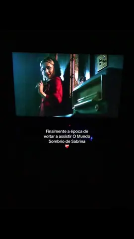 #omundosombriodesabrina #sabrinaspellman #thechillingadventuresofsabrina #caos #fyp 