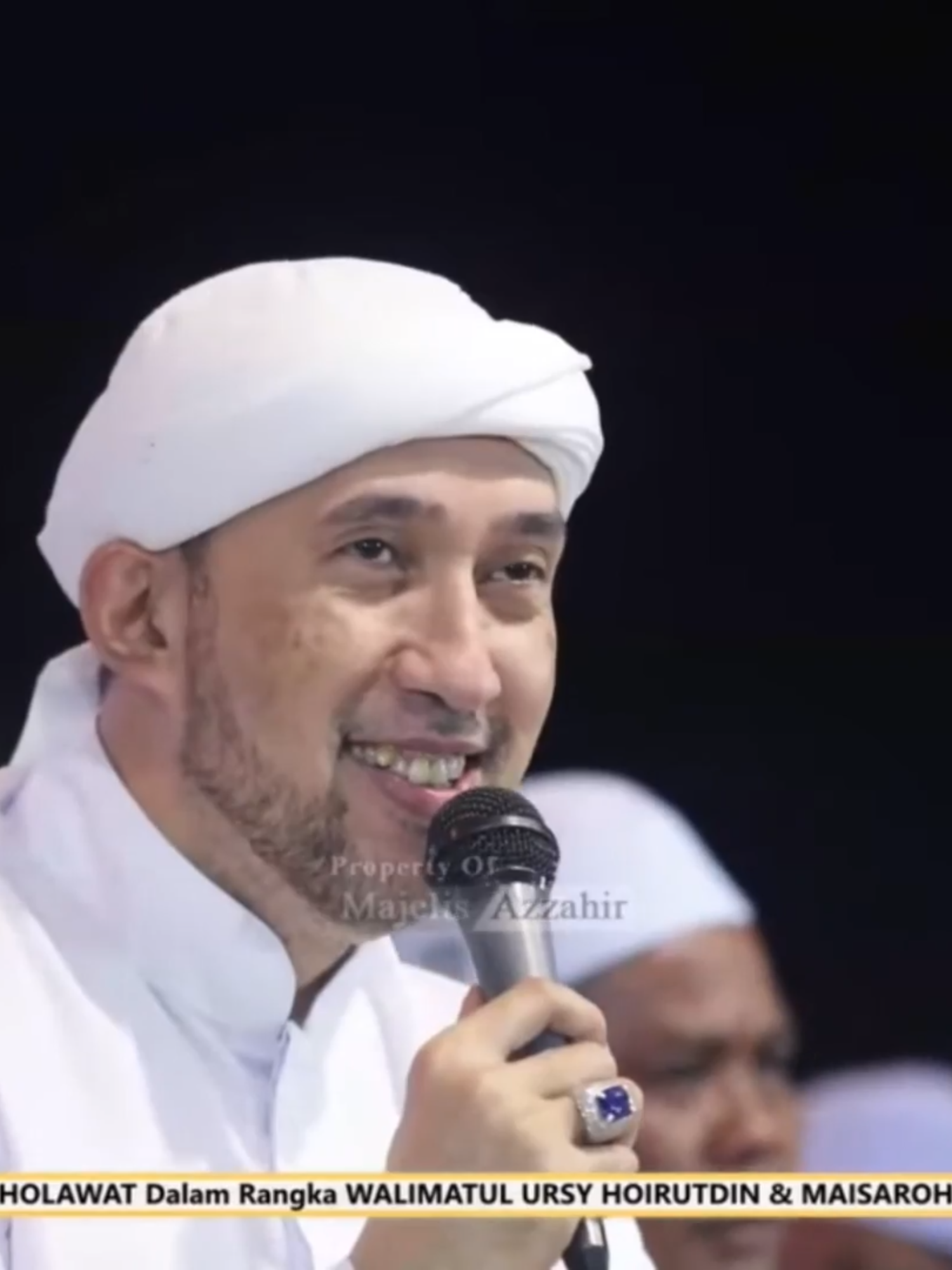 selalu ada yang baru #azzahir #sholawat #majelisazzahirpekalongan #azzahirpekalongan #azahirpekalongan #majelisazzahir #darbuka #Azzahir #zahirmania #hasanerlangga #habibalizaenalabidinassegaf #kanzussholawat #madaihuna #sholawatbadar
