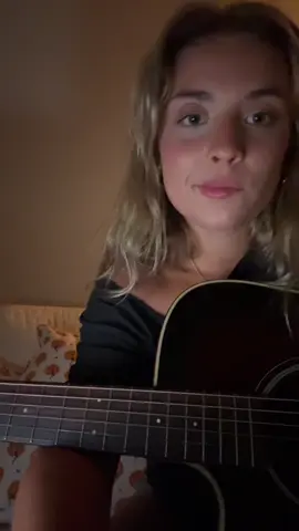 me dissociating and then trying to understand my brain and turning a build up of emotions into a song that’s just a lot of words #singersongwriter #words #yay #songs #originalsong 
