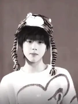 xin chào mn nhá vd đầu tiên của 𝙬𝙞 mn ủng hộ nhó #ChenYiHeng#陈奕恒 
