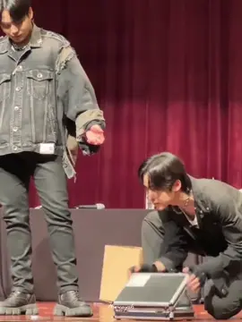 ada aja kelakuan si kembar🤣 #yunho #jongho #ateez #jeongyunho #choijongho 