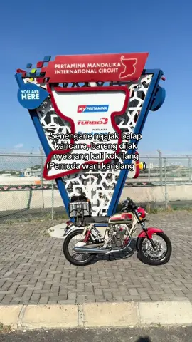 🤭 #pemudawanikandang #mandalika #lombokngangeni #cb 