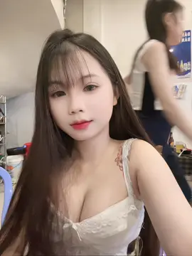ng đó hơn e ở chỗ nào?