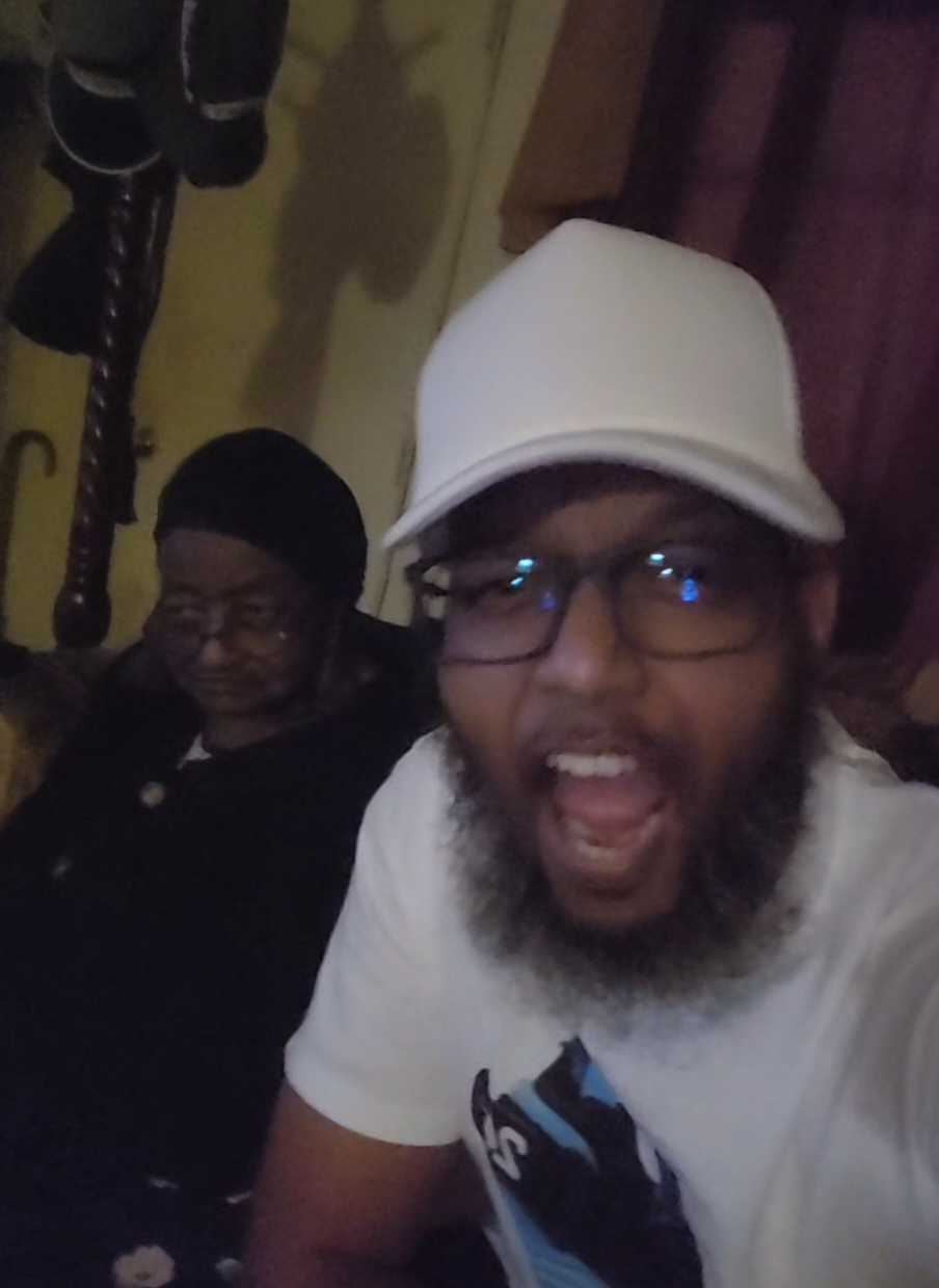 Me and Grandma just chilling.. #lilartroom #freehandkillers #grandmaandgrandson 
