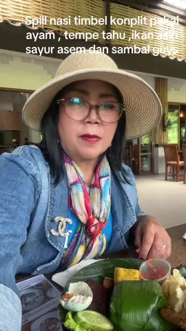 Mari makan siang sahabatku, nasi timbel resto tepi sungai ciwiday@PANGARANTO TOBA 
