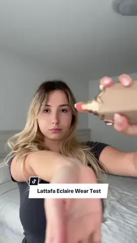 the results are in for Eclaire by Lattafa 🍨 nu ma supăr dacă vrea cineva să mi le trimită si pe cele noi cu fistic si banoffi pentru testare 🤭 pestistenta si projection foarte bune în primele 3-4 ore, pe piele si haine.  rezistă si peste 7 ore, dar fără projection, doar de la apropiere 🫶🏻 @Lattafa Perfumes #lattafaperfumes #lattafaeclaire #parfumuriarabesti #arabperfumes #perfumetok