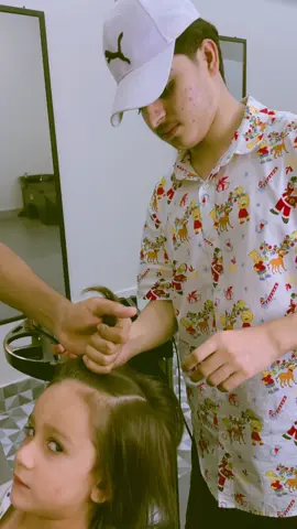 Karatine #viral #mrbarbershop #foryou #hoormahaveera #karatine @Mr barber shop Swat 