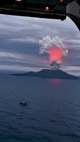 The Philippines is hit by dual disasters today: a powerful magnitude 6.9 earthquake shook Cebu while Taal Volcano erupted, spewing ash and lava. Authorities urge the public to stay alert, follow safety advisories, and prioritize evacuation in high-risk areas. Stay safe, Philippines. #PHNews #CebuQuake #TaalEruption #StaySafePH