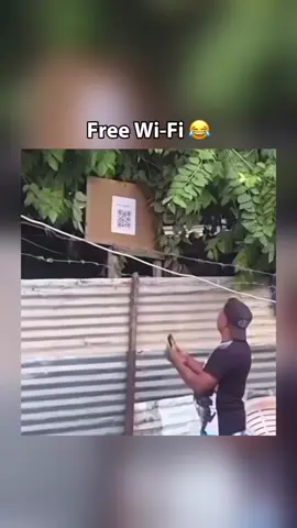 free WiFi 😃😁#funny #viral #tiktok #unfreezemyacount #foryoupage #