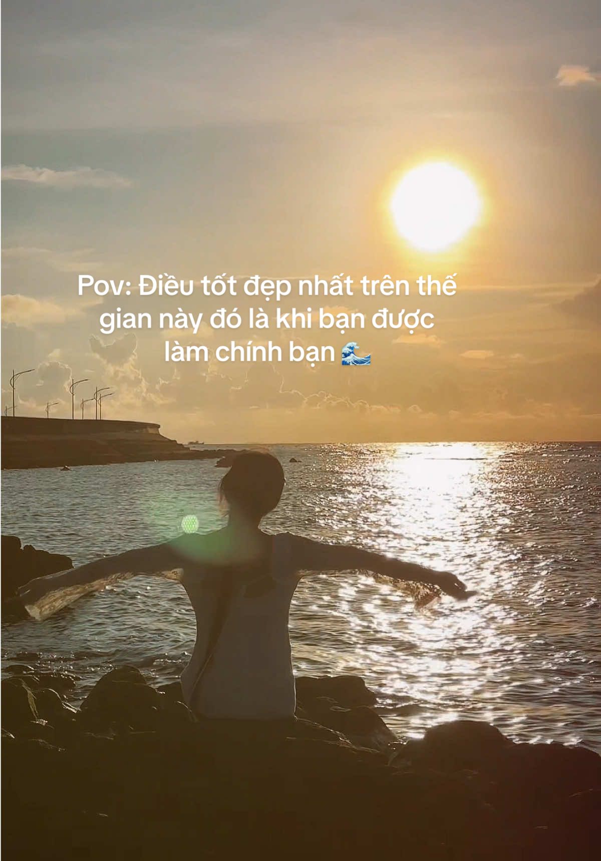 Những thứ tươi đẹp thường rất ngắn ngủi, tuổi trẻ dại khờ lại khiến người ta do dự, dễ dàng bỏ lỡ. #thabalo #healing #travel #tuoitre #xuhuong 