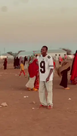 ppe hoy Salan baa ku wada iga qaaaad👋🤣🙆‍♂️