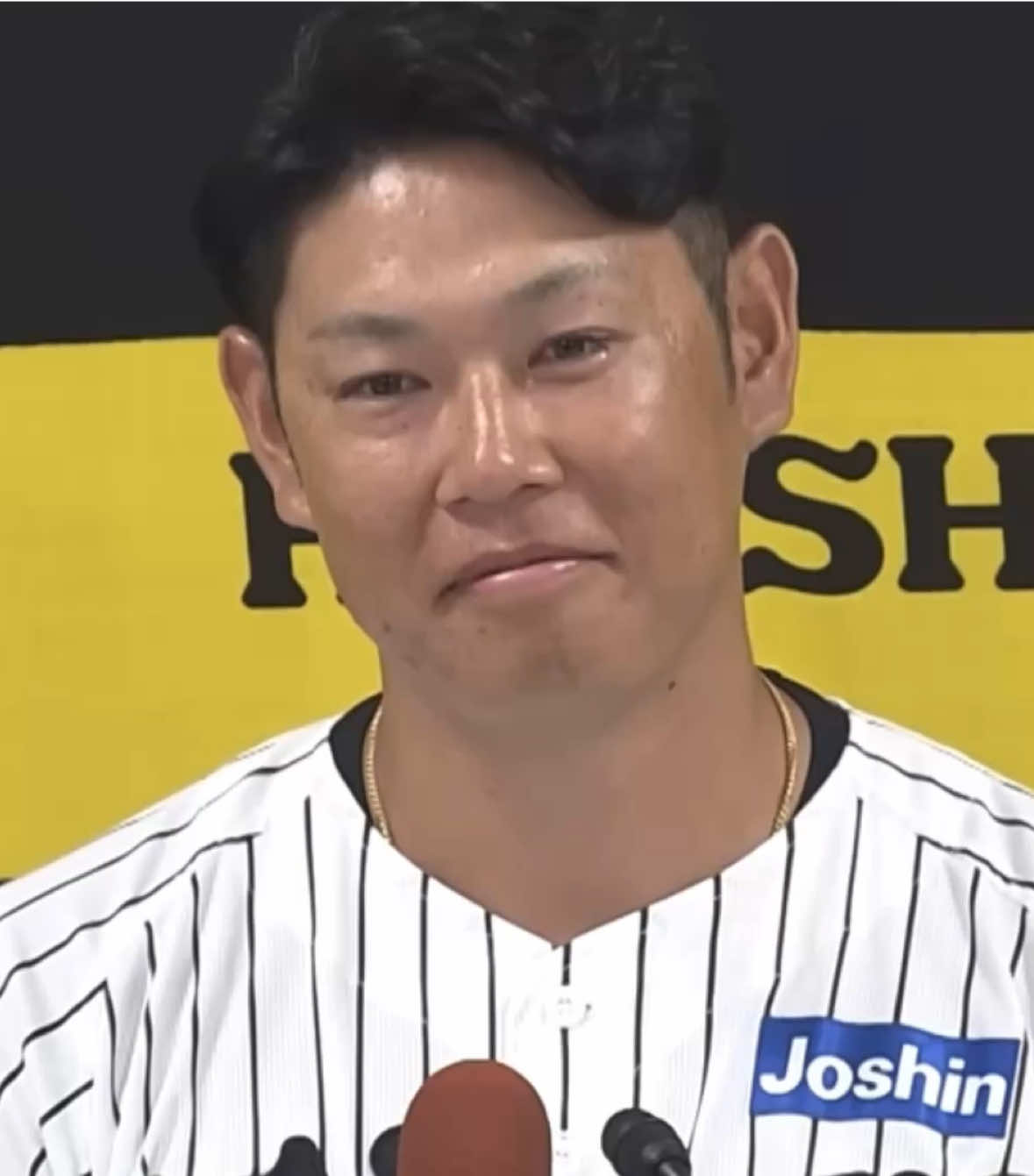 大腸がんを乗り越え、復活したぐっちはかっこよかったです⭐️ 16年の現役生活ほんとにお疲れ様でした🥲‼️ #阪神タイガース #原口文仁